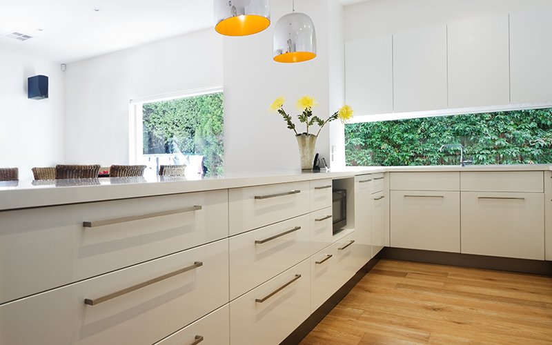 pendant lights feature in kitchen4