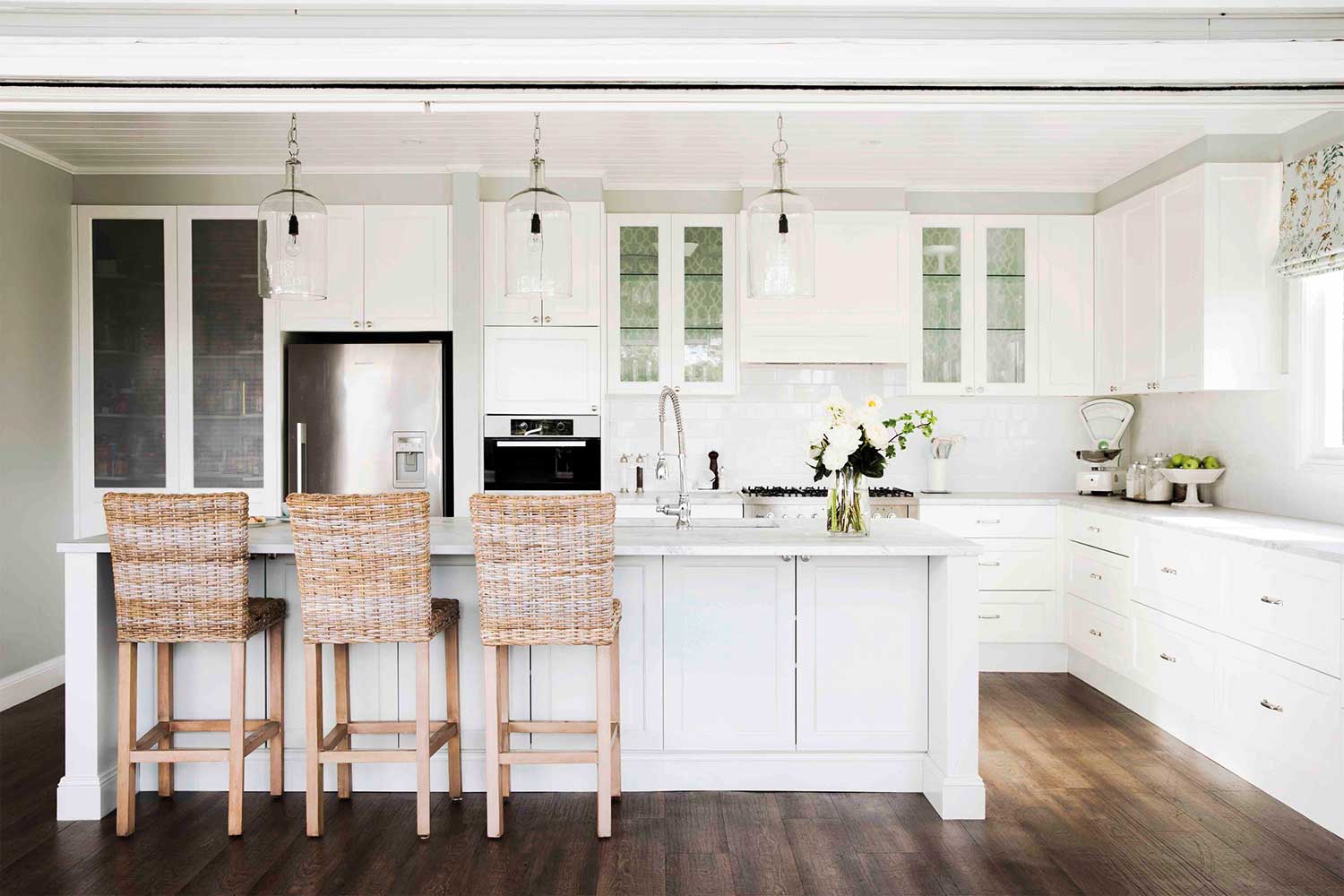 The Recipe For A Classic Hamptons Style Kitchen Kitchen Craftsmen