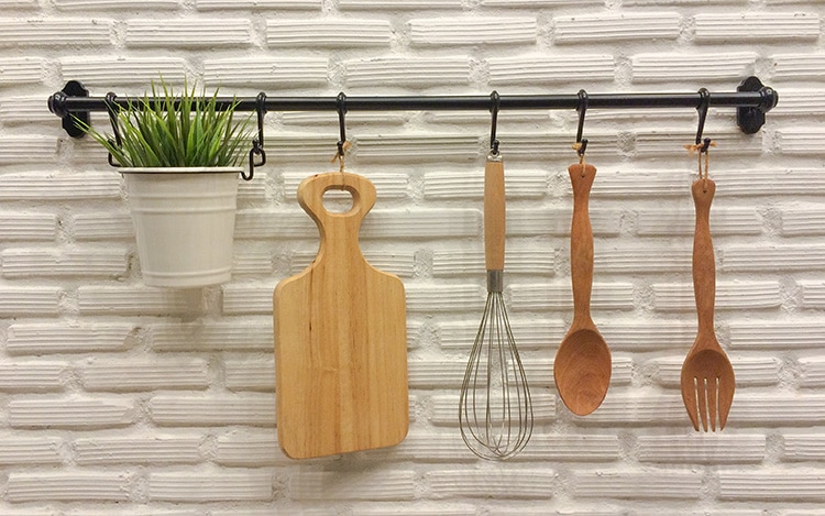 kitchen craftsmen organisation tips utensils