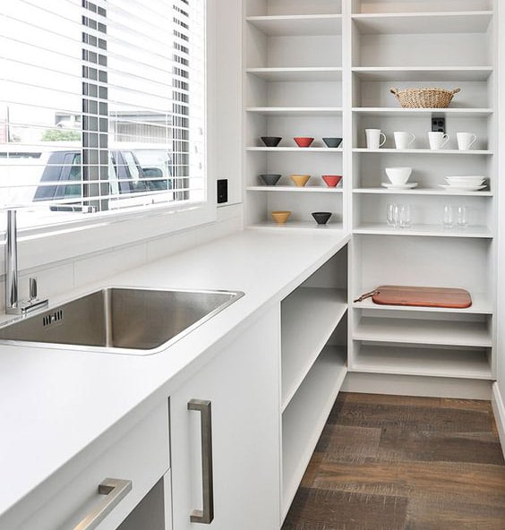 What's the difference between a scullery & a butlers pantry?