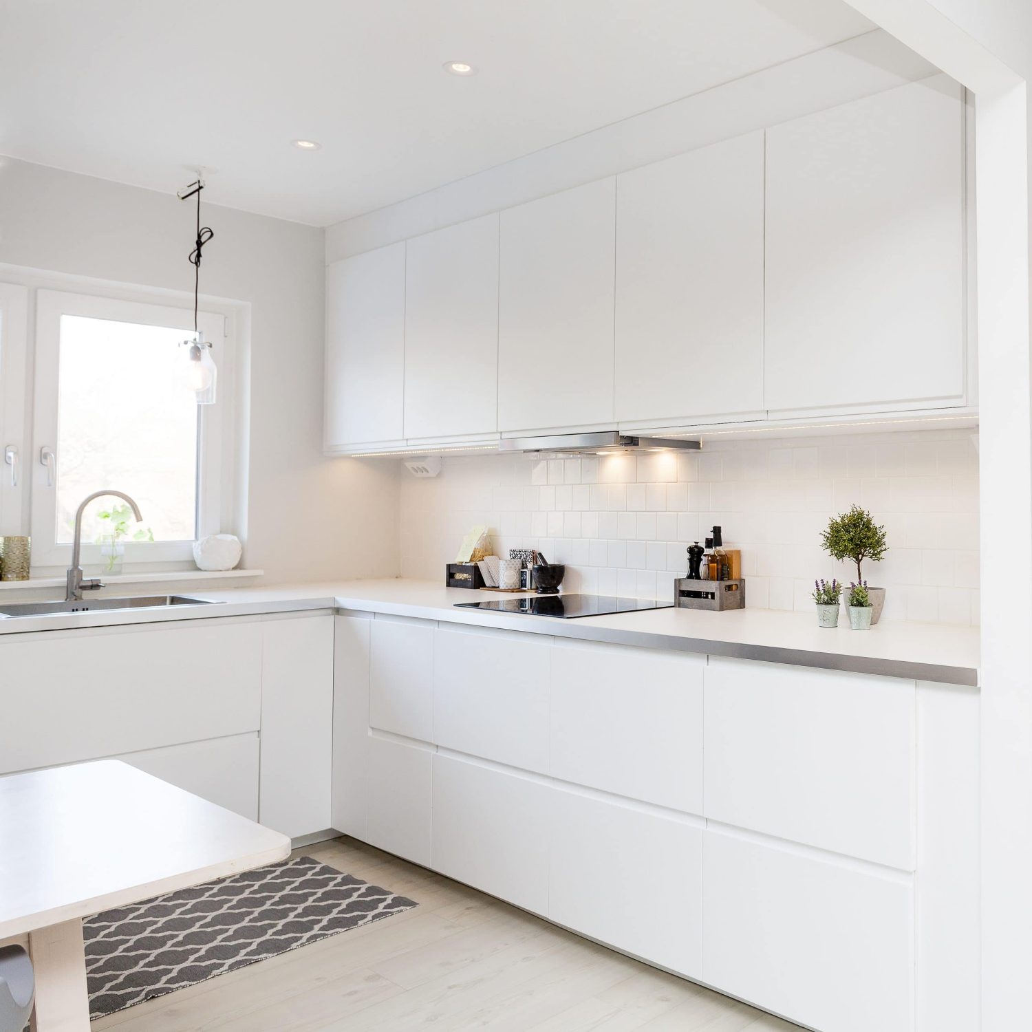 Things to Remember When Designing a White Kitchen